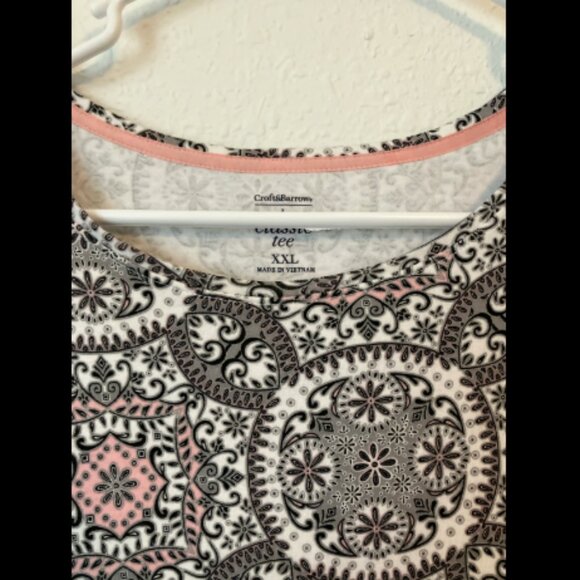 ❤️3/$12 Croft & Barrow XXL Geometric Pattern T-shirt - Picture 3 of 4